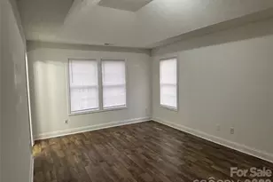 1701 Wilburn Park Ln, Charlotte, NC 28269 - Photo 21