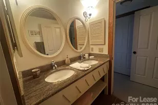 300 Creekside Wy, Burnsville, NC 28714 - Photo 13