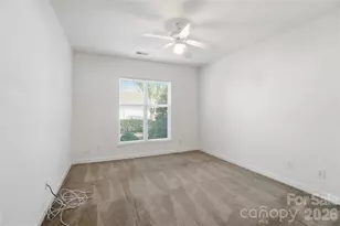 16742 Amberside Rd E, Cornelius, NC 28031 - Photo 15