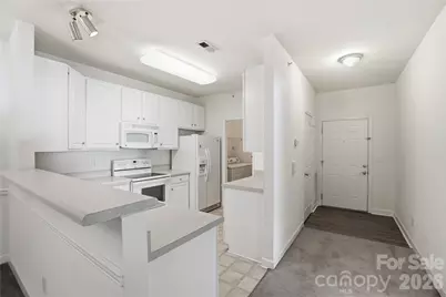 16742 Amberside Road E, Cornelius, NC 28031 - Photo 3