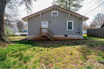 308 W Sycamore Street, Lincolnton, NC 28092 - Photo 11