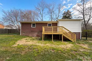 120 Sunset Ln, Bessemer City, NC 28016 - Photo 5