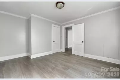 204 22nd Avenue NE, Hickory, NC 28601 - Photo 11