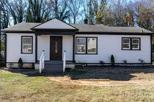 204 22nd Ave NE, Hickory, NC 28601 - Photo 1