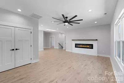 908 30th Avenue Drive NW, Hickory, NC 28601 - Photo 15