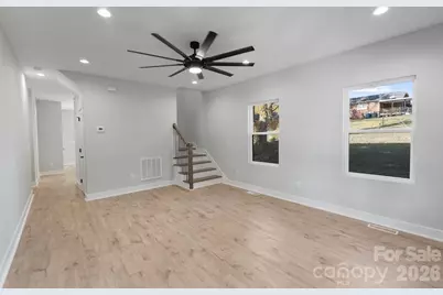 908 30th Avenue Drive NW, Hickory, NC 28601 - Photo 5