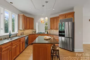 4501 Oglukian Rd, Charlotte, NC 28226 - Photo 13