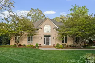 4501 Oglukian Rd, Charlotte, NC 28226 - Photo 1