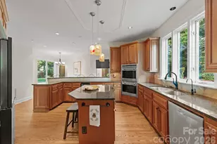 4501 Oglukian Rd, Charlotte, NC 28226 - Photo 15