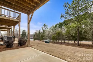 6985 Waterstone Dr, Sherrills Ford, NC 28673 - Photo 37