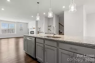 6985 Waterstone Dr, Sherrills Ford, NC 28673 - Photo 15