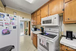 1833 Mountain Creek Rd, Albemarle, NC 28001 - Photo 17