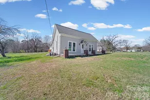 1833 Mountain Creek Rd, Albemarle, NC 28001 - Photo 7