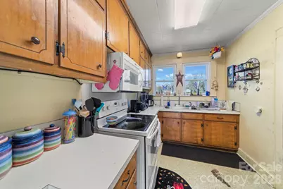 1833 Mountain Creek Road, Albemarle, NC 28001 - Photo 15