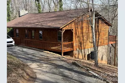 3840 Cherry Grove Drive, Hickory, NC 28602 - Photo 1