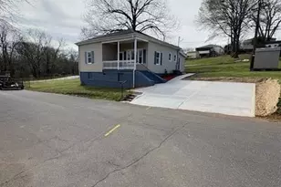 97 6th St, Cramerton, NC 28032 - Photo 1