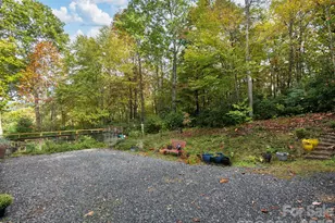 102 and 104 Carriage Dr, Fairview, NC 28730 - Photo 27