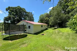 1574 Fred Watson Pl, Lenoir, NC 28645 - Photo 3