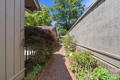 5136 Dunes Court, Charlotte, NC 28226 - Photo 3