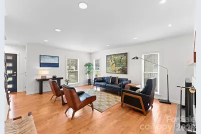 2024 Brandon Circle, Charlotte, NC 28211 - Photo 9