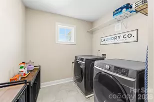 9527 Spurwig Ct, Charlotte, NC 28278 - Photo 11