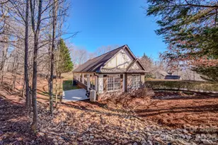 3975 Plantation Dr, Morganton, NC 28655 - Photo 3