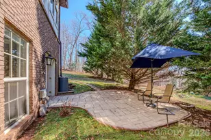 3975 Plantation Dr, Morganton, NC 28655 - Photo 13