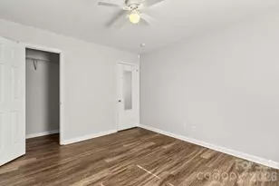 6041 Crape Myrtle Ln, Charlotte, NC 28216 - Photo 27