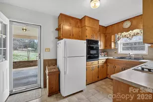 3424 Pinehurst Acres None, Lenoir, NC 28645 - Photo 13