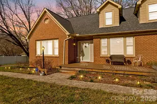 416 W Peeler St, Salisbury, NC 28146 - Photo 3