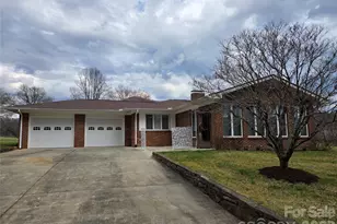 100 Chapel Rd, Black Mountain, NC 28711 - Photo 1