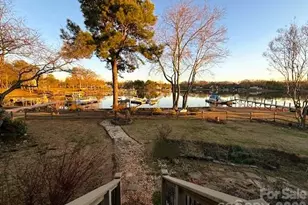 20139 Rainbow Cir, Cornelius, NC 28031 - Photo 13