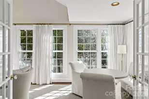 1417 Biltmore Dr, Charlotte, NC 28207 - Photo 5