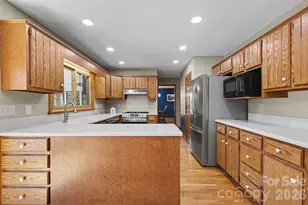 8606 Wellington Ln, Harrisburg, NC 28075 - Photo 19