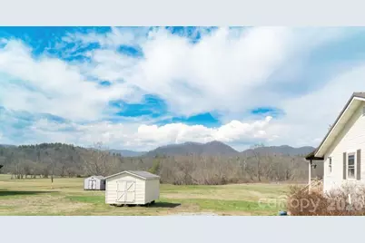 2742 Hwy 268 Highway, Lenoir, NC 28645 - Photo 11