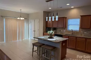 1201 Mountain Laurel Ct, Matthews, NC 28104 - Photo 5