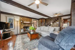 2184 Pine Mountain Dr, Connelly Springs, NC 28612 - Photo 17