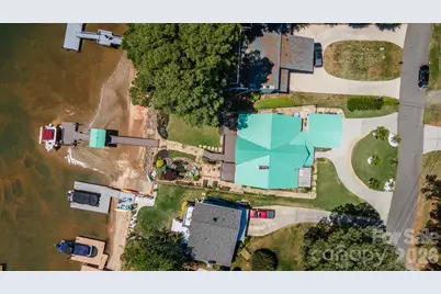 20919 Island Forest Drive, Cornelius, NC 28031 - Photo 7