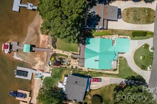 20919 Island Forest Dr, Cornelius, NC 28031 - Photo 7