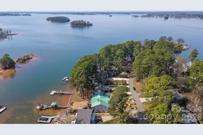 20919 Island Forest Drive, Cornelius, NC 28031 - Photo 3