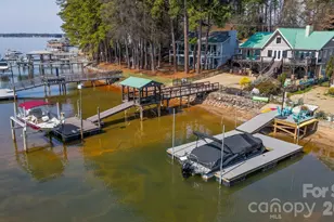 20919 Island Forest Dr, Cornelius, NC 28031 - Photo 13