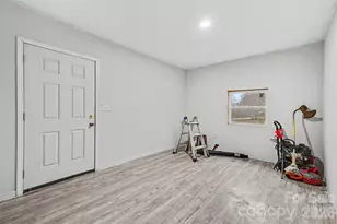 1910 Parkdale Ave, Gastonia, NC 28052 - Photo 23