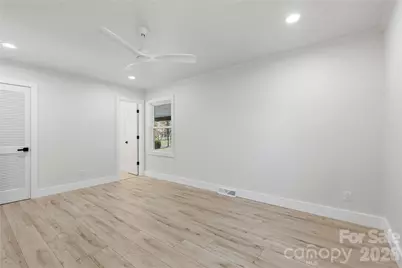 7301 Marlbrook Drive, Charlotte, NC 28212 - Photo 25