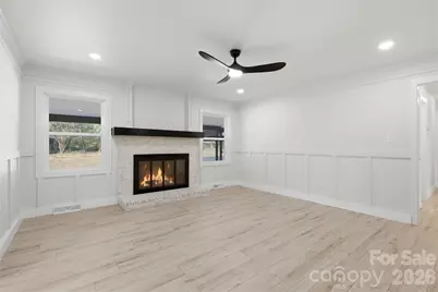 7301 Marlbrook Drive, Charlotte, NC 28212 - Photo 11