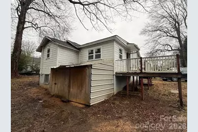 601 S College Street, Dallas, NC 28034 - Photo 3