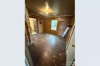 601 S College Street, Dallas, NC 28034 - Photo 9