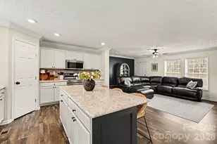 193 Back Acres Ln, Kannapolis, NC 28081 - Photo 5