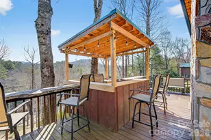 542 Allen Mountain Ln, Spruce Pine, NC 28777 - Photo 9