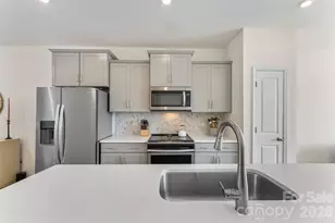 210 Judson Ave, Charlotte, NC 28208 - Photo 7