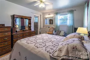 356 Pleasant Hill Dr, Brevard, NC 28712 - Photo 19